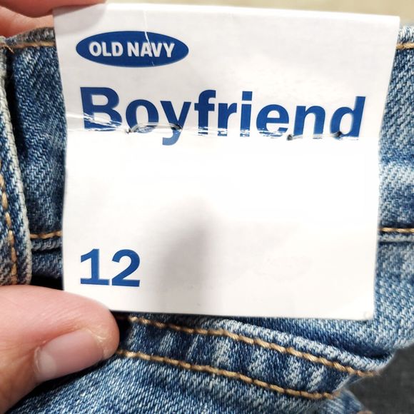 Old Navy Boyfriend Jeans Size 12 NWT - Picture 10 of 13